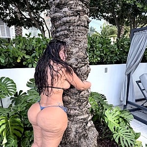 Victorya (Onlyfans)