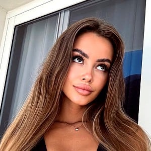 Vika Brownie