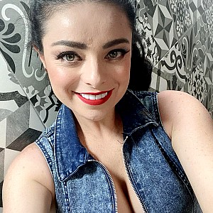 Violeta Isfel