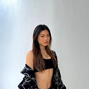 Vivian Cc