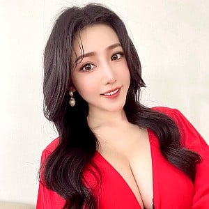 Vivian Hsu