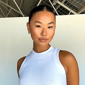 Vivienne Lee