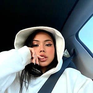Vivienne Vo