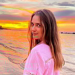 Vlada Roslyakova