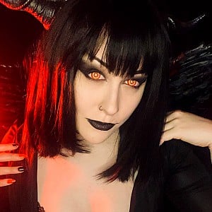 WhisperingPizza ASMR