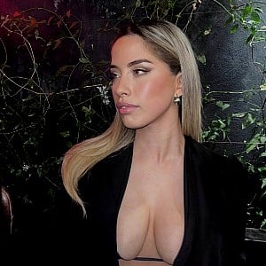 Willow Foxx