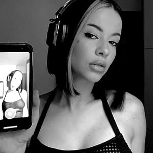 Xina Mora