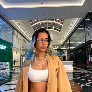 Xina Mora