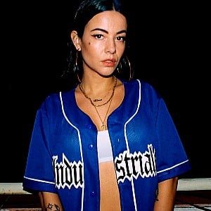Xina Mora