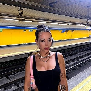 Xina Mora