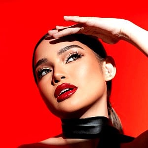 Xyriel Manabat
