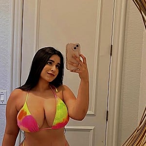 Yalexa Lamazares