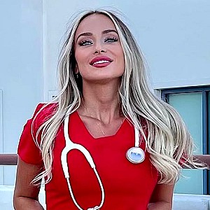 Yana Kalinichenko