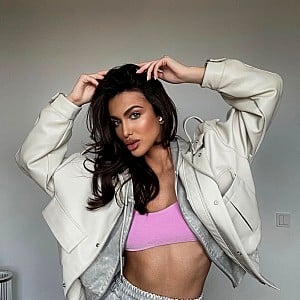 Yana Maloletka