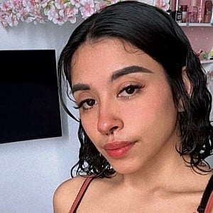 Yaresita Small