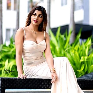 Yashika Anand