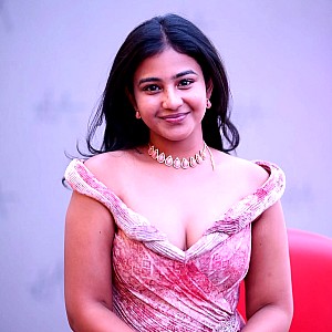 Yashna Muthuluri