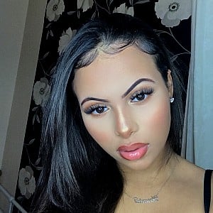 Yasmin Adelina