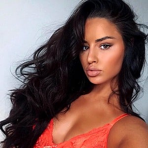 Yasmin De Christie