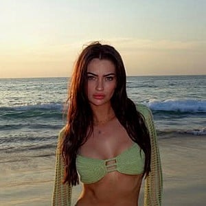 Yasmin Deplidge