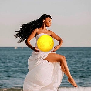 Yaya DaCosta