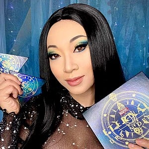 Yaya Han