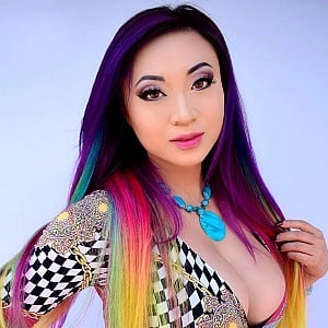 Yaya Han