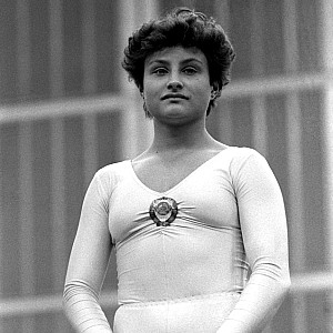 Yelena Shushunova