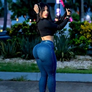 Yenni Lachinita
