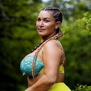 Yna Sunny