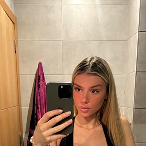 Yoana Dokovska