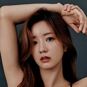 Yoon Bo-mi
