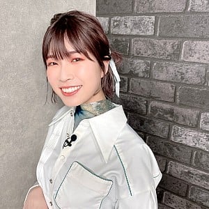 Yoshino Aoyama