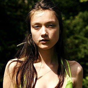 Yumi Lambert