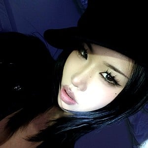 Yuna Rei (Onlyfans)