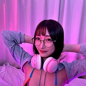Yunadoll