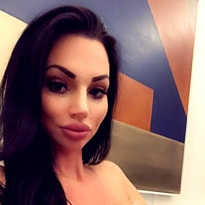 Yvonne Bar