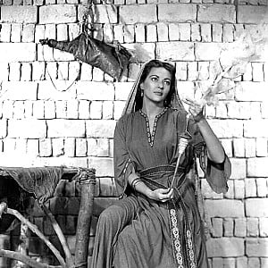 Yvonne De Carlo