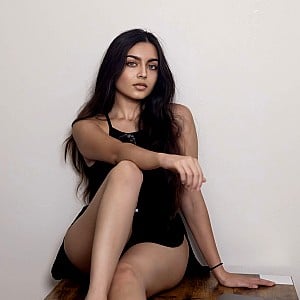 Zara Dar