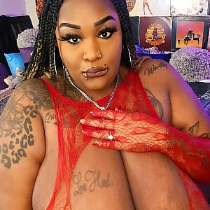 Zariah June
