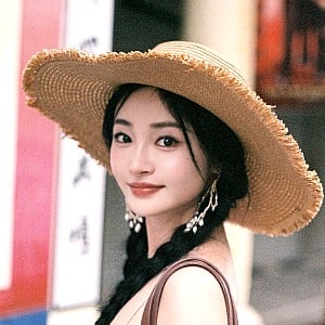 Zhou Jieqiong