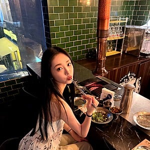 Zhou Jieqiong