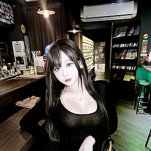 Zia Kwon