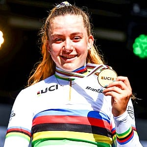 Zoe Backstedt