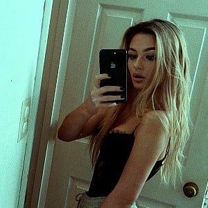 Zoe Christina Marshall