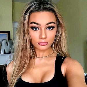 Zoe Christina Marshall