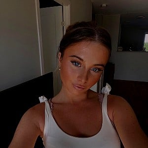 Zoe Collins