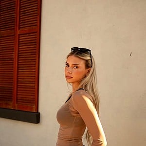 Zoe George