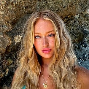 Zoe Honsinger