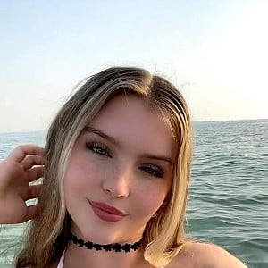 Zoe Lovee